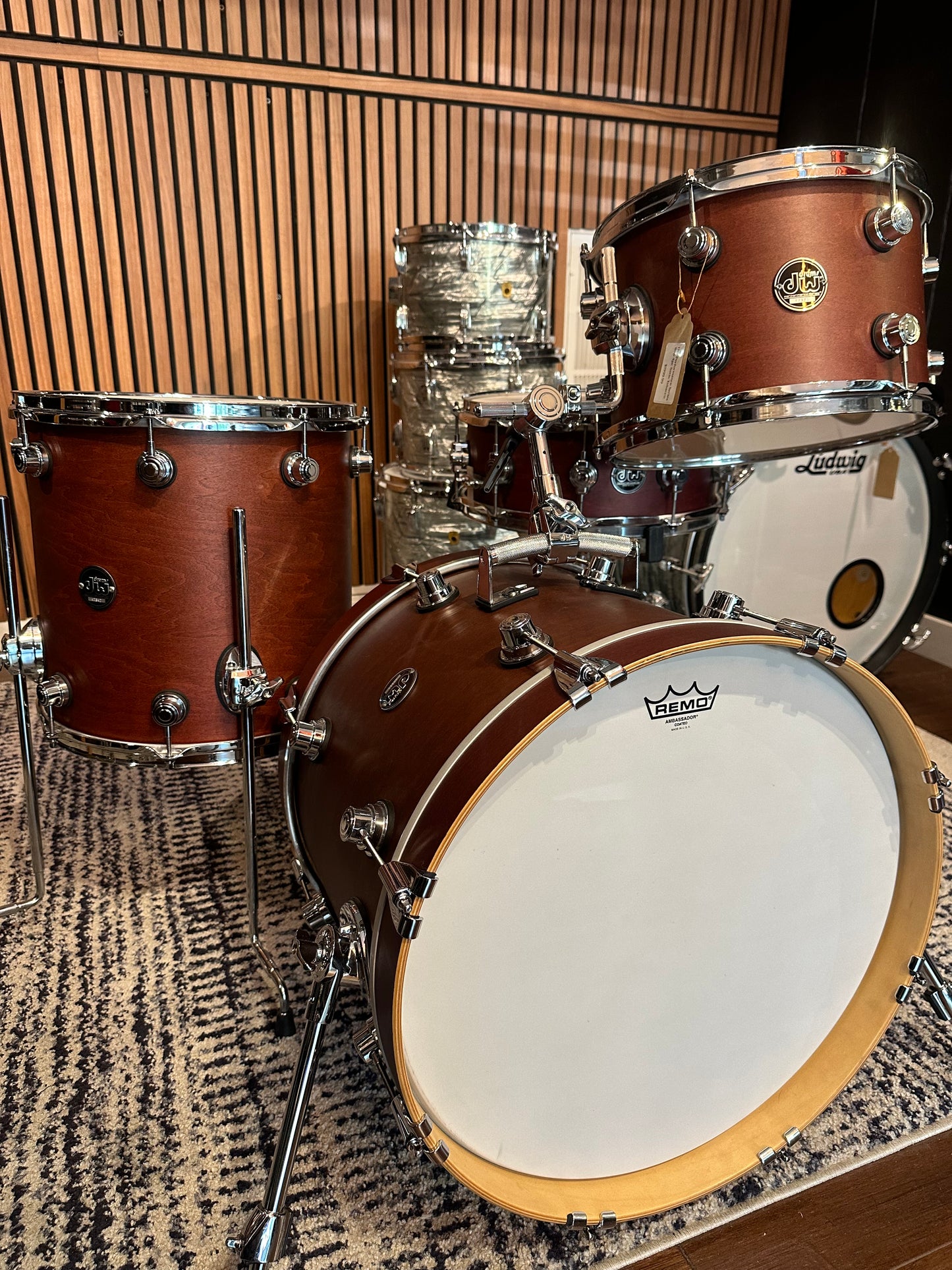 DW Performance Bop Tobacco Satin 4-Piece Set